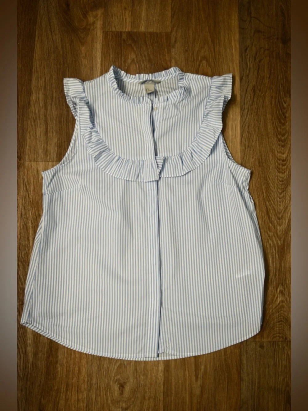 H&M Sleeveless Blouse Women’s Blue and White Striped Size 12 - Picture 3 of 15